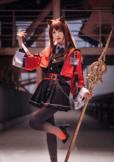 年轻丰满的继母3免费