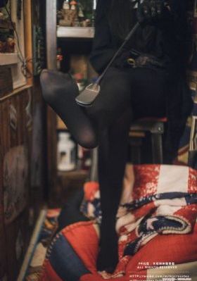现在和相爱的人在一起吗